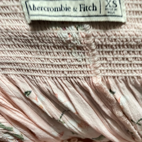 Flowy floral off the shoulder top - Picture 3 of 3